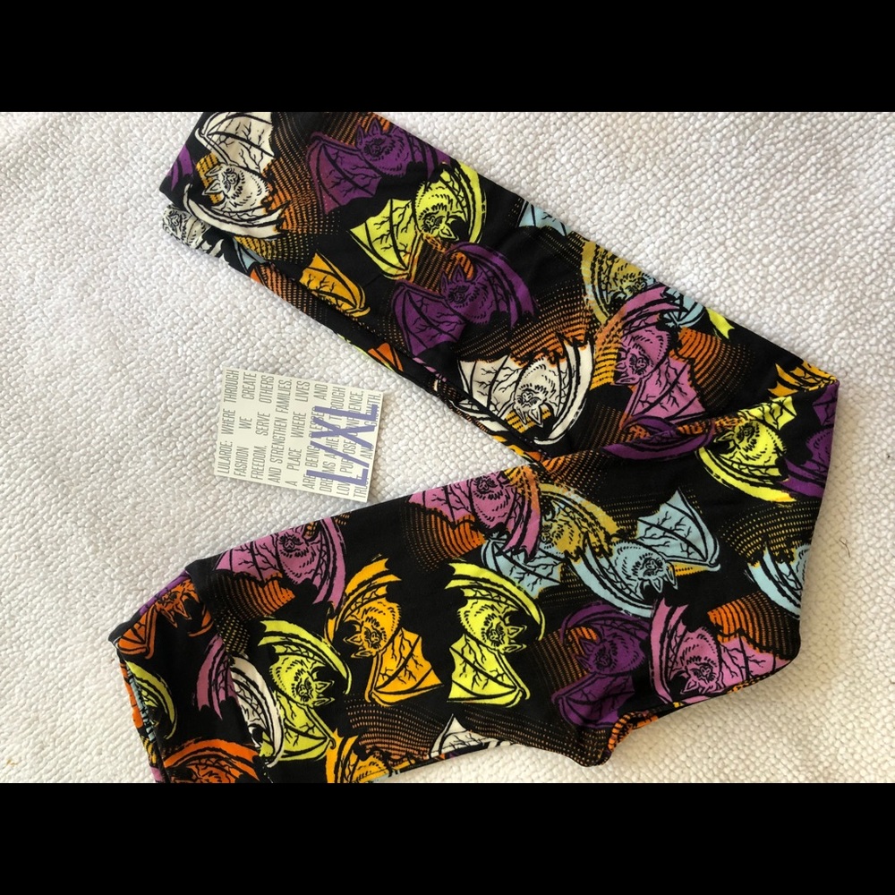 L/XL Halloween Bat Leggings LuLaRoe
